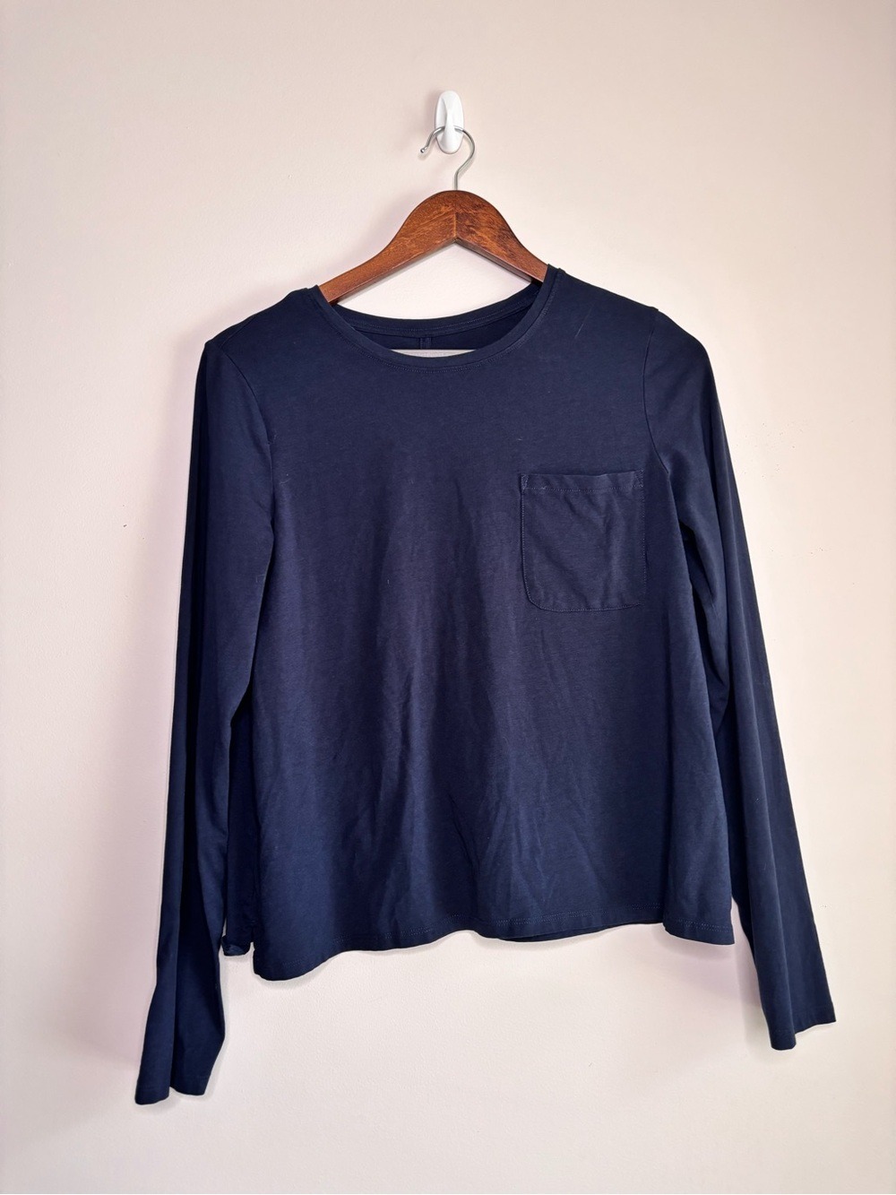 Kit + Ace Navy Long Sleeve Pocket Top Medium